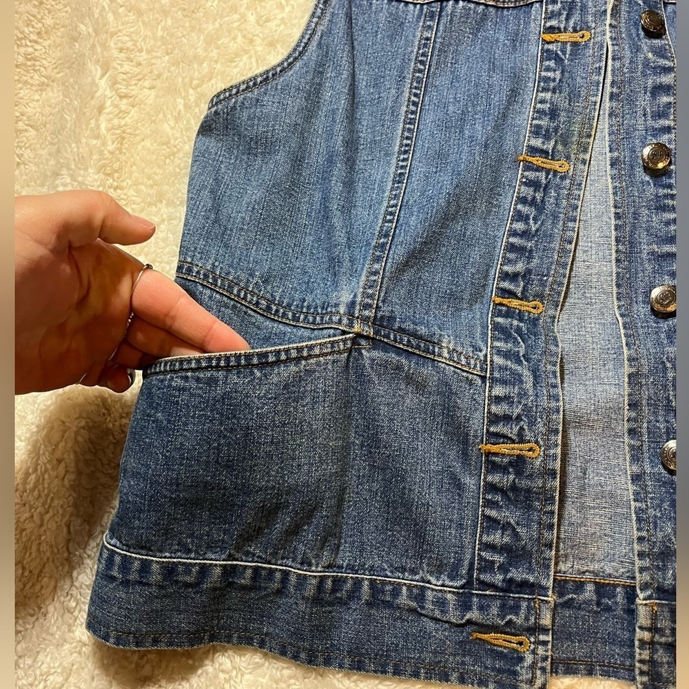 Vintage St. John’s Bay Indigo Buttton Jean Vest - Picture 4 of 6